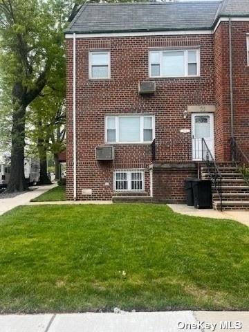 Rego Park, NY 11374,85-01 67th DR