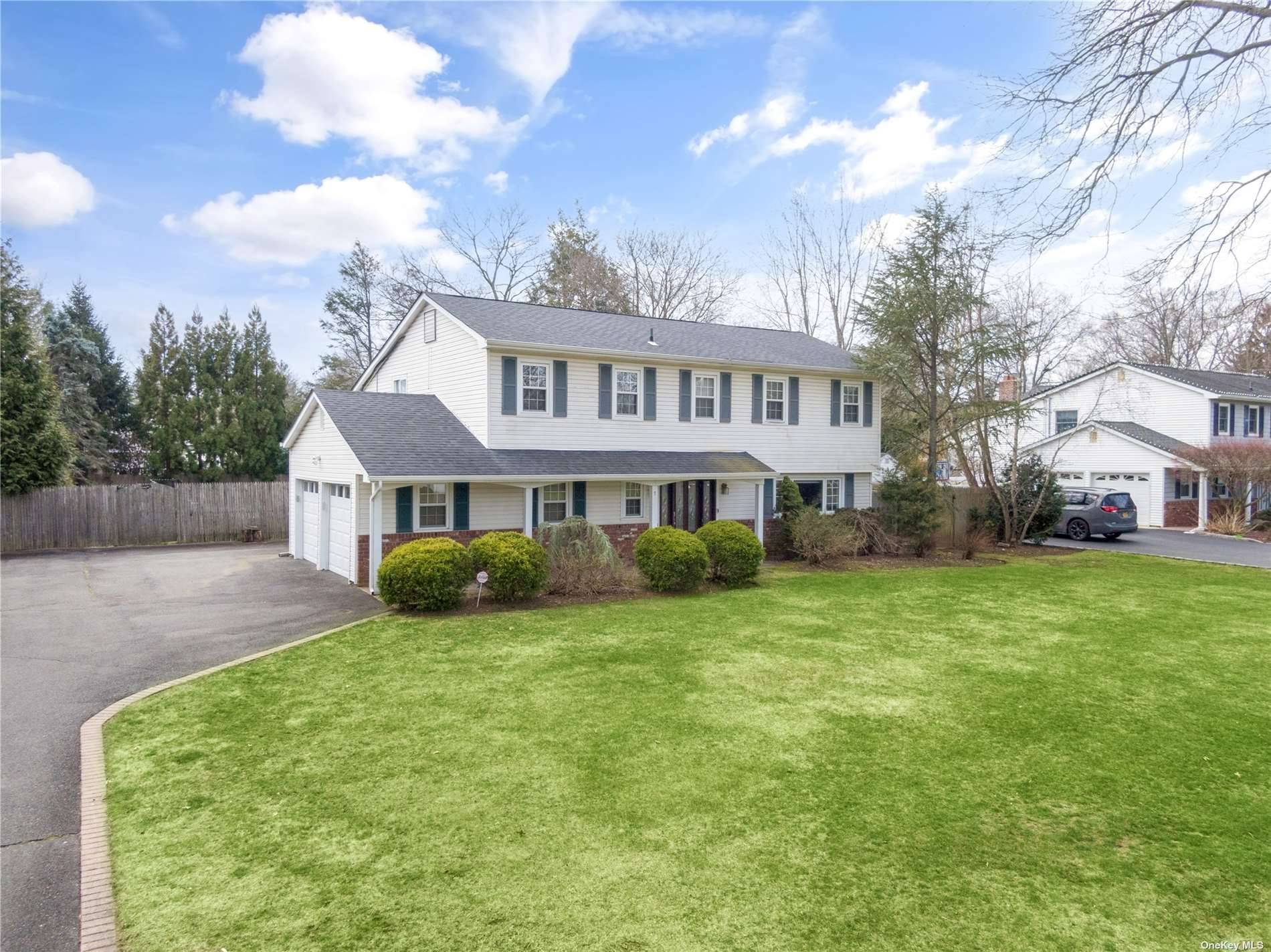 East Northport, NY 11731,7 Wood Sorrell LN