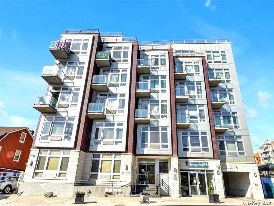 Flushing, NY 11354,140-21 32 AVE #3BN