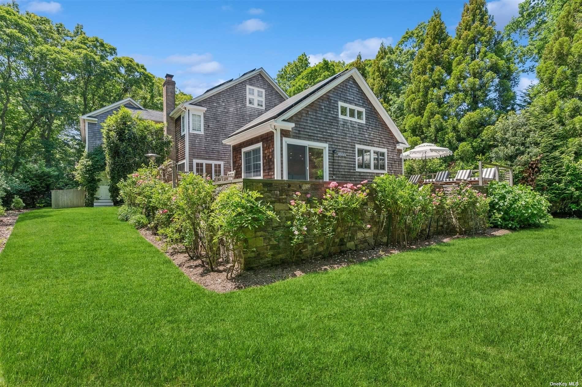 East Hampton, NY 11937,5 Lauras LN