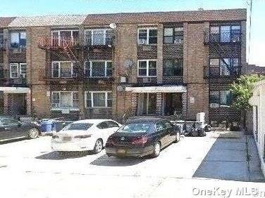 Jamaica, NY 11432,89-19 170th ST