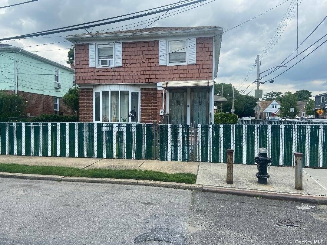 Springfield Gardens, NY 11413,217-19 136th RD