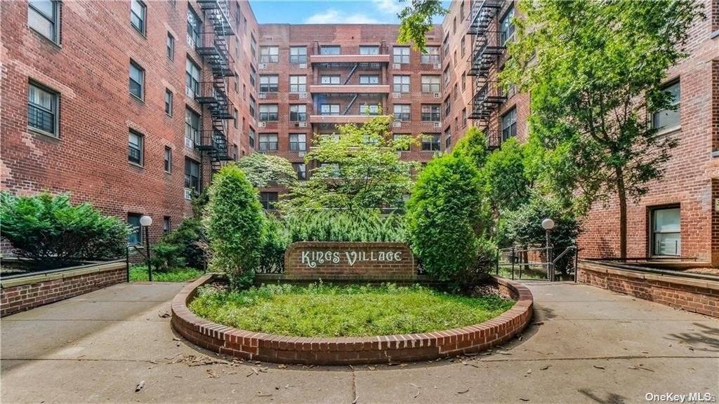 Flatlands, NY 11234,1270 E 51st #4F