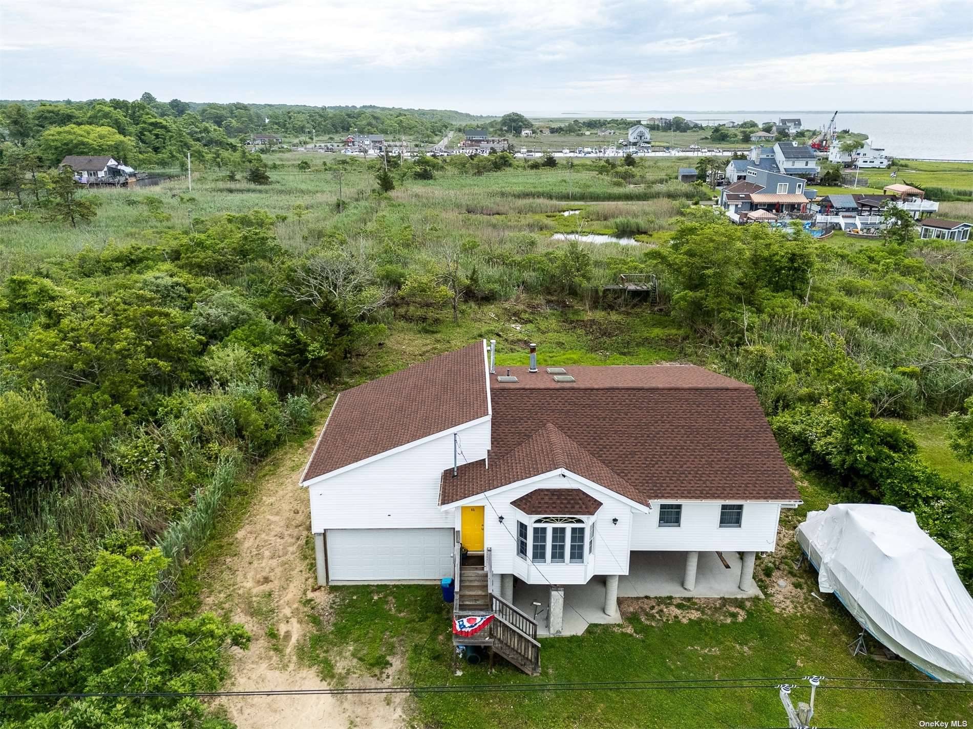 Mastic Beach, NY 11951,63 Beaver DR