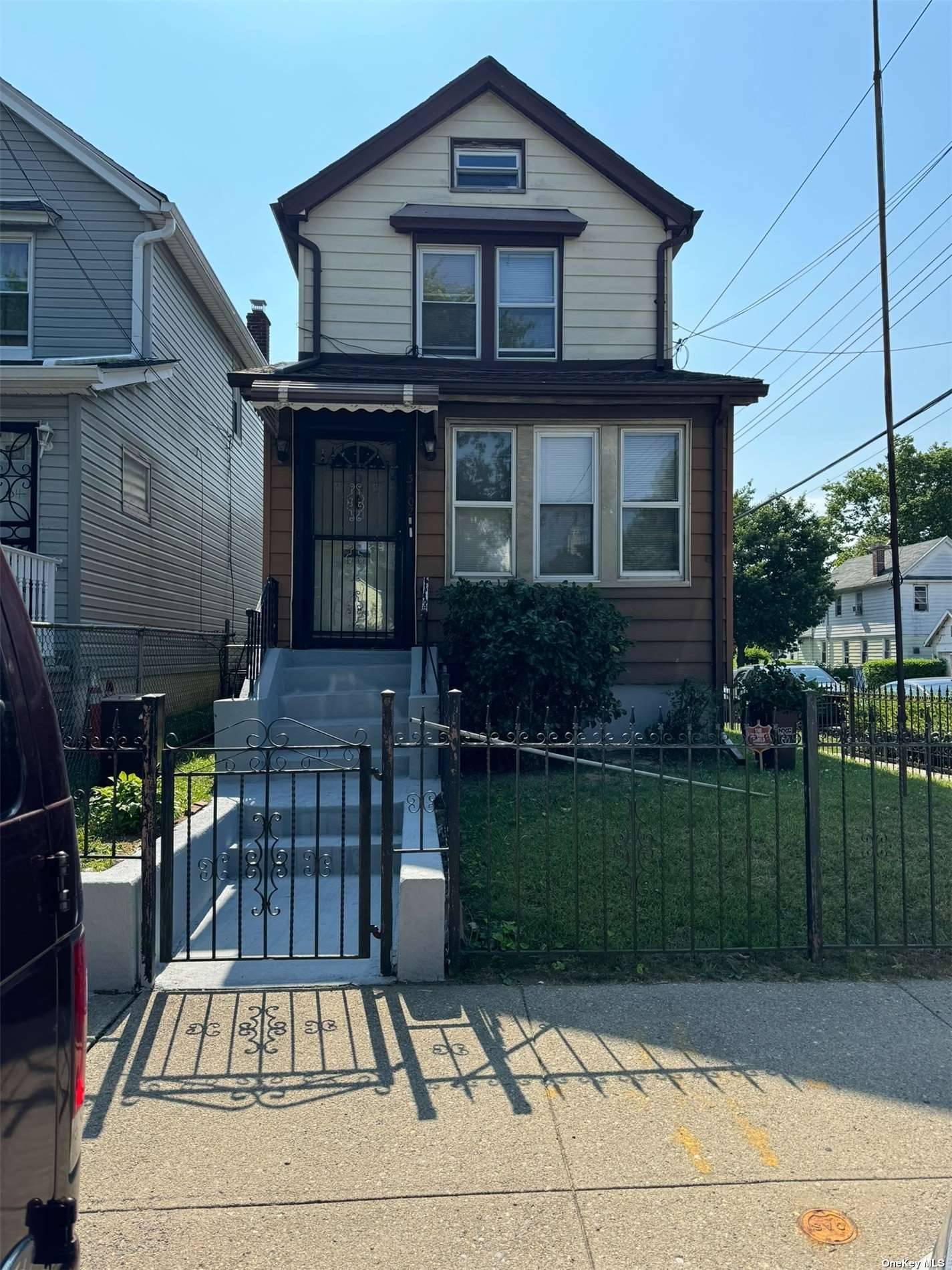 South Ozone Park, NY 11420,131-02 135th ST