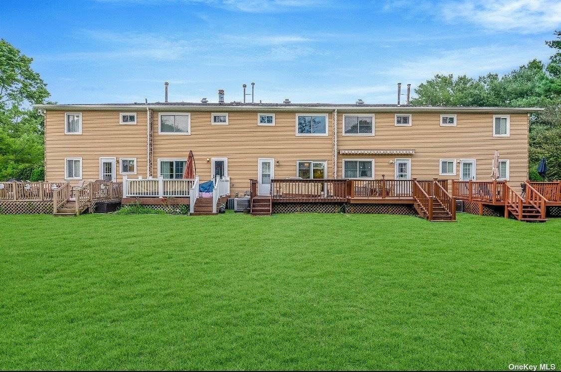 Massapequa Park, NY 11762,94 Town House DR #94