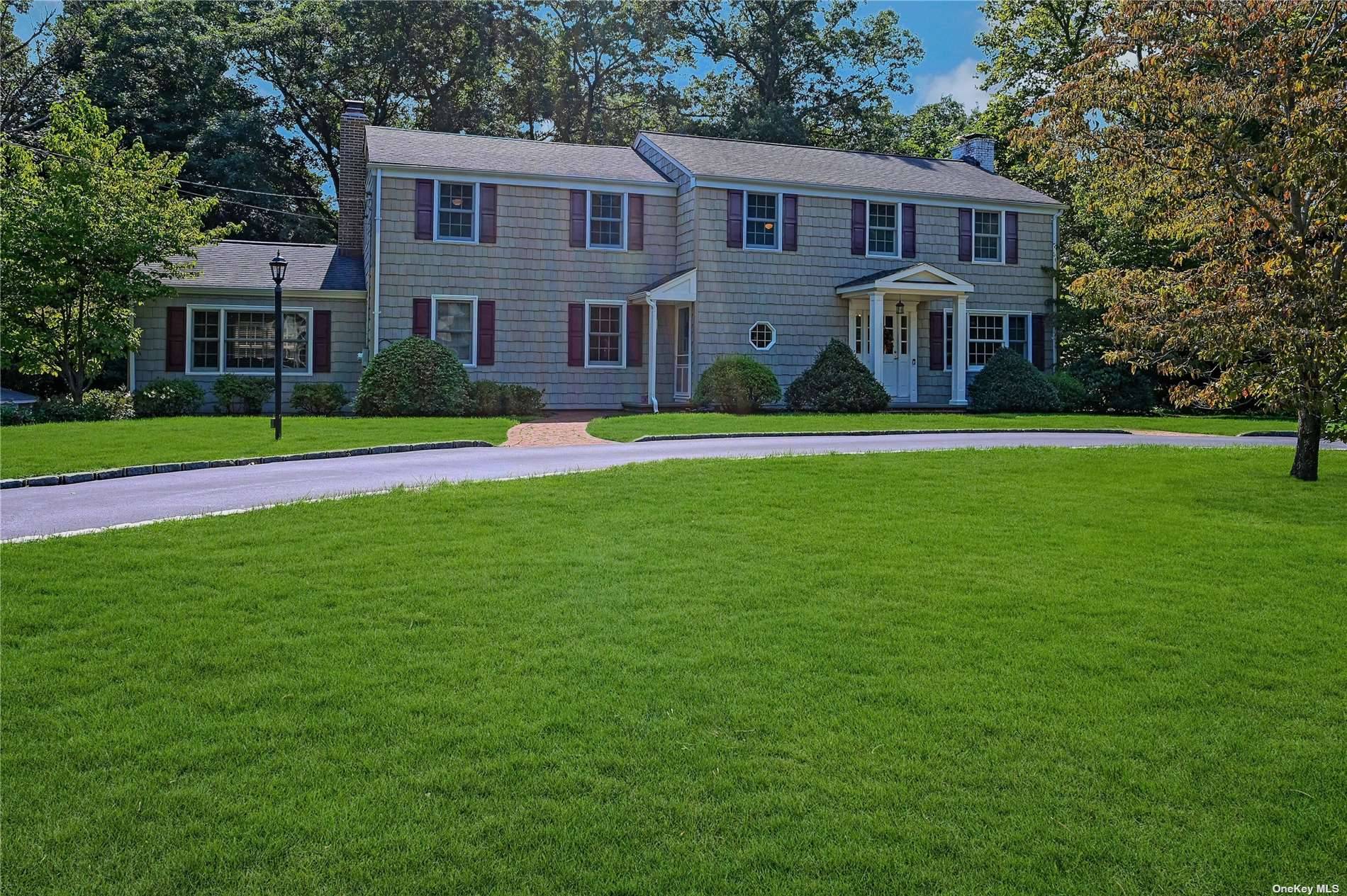 Centerport, NY 11721,7 Harbor Ridge DR