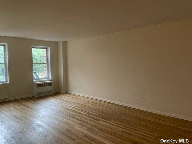 Far Rockaway, NY 11691,833 Central AVE #6-F