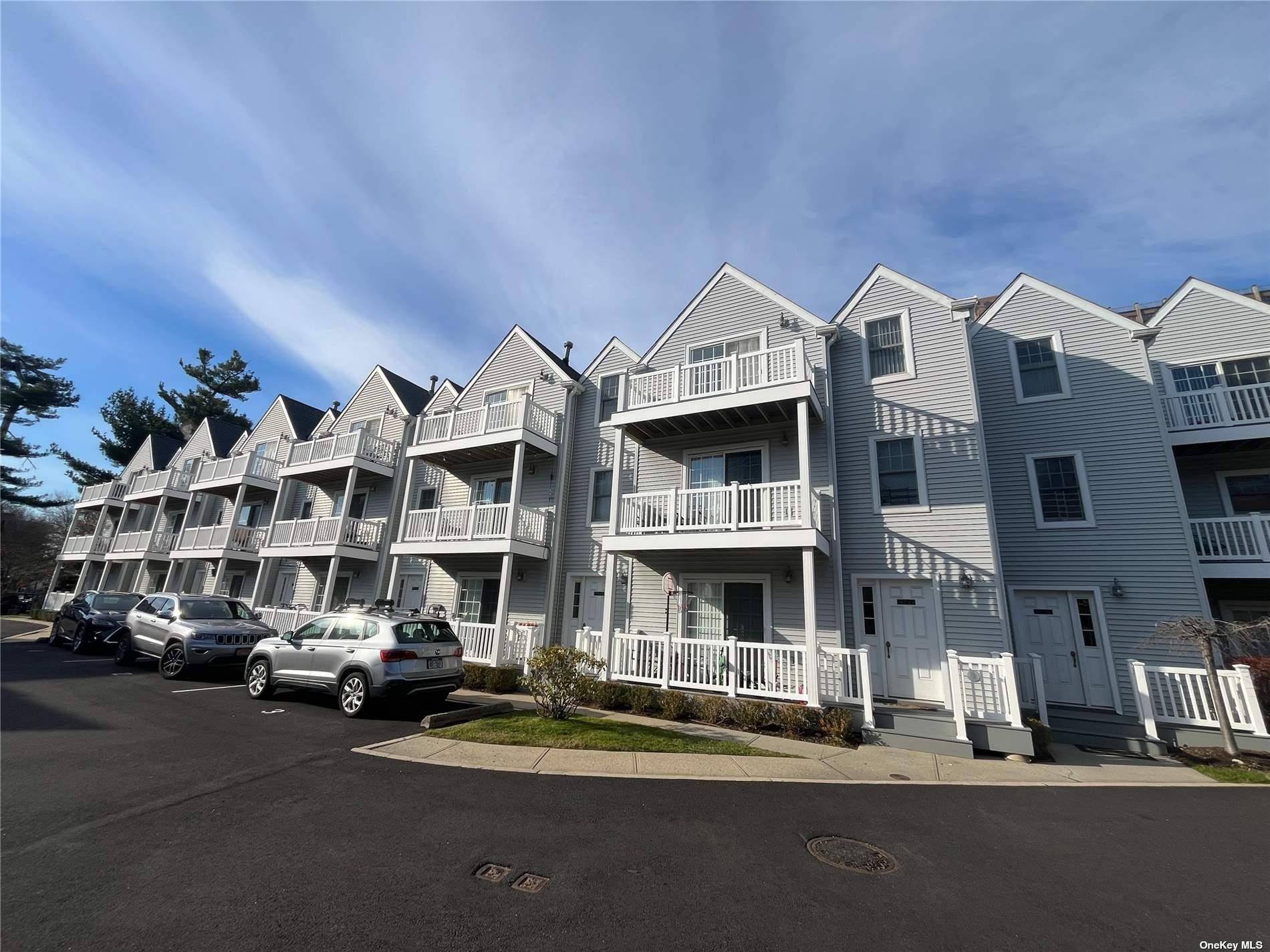 Whitestone, NY 11357,167-11 Powells Cove BLVD #27