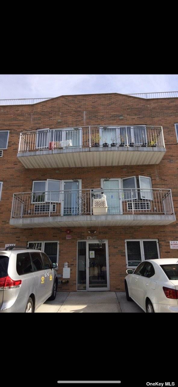 Flushing, NY 11355,147-30 Barclay AVE #3B