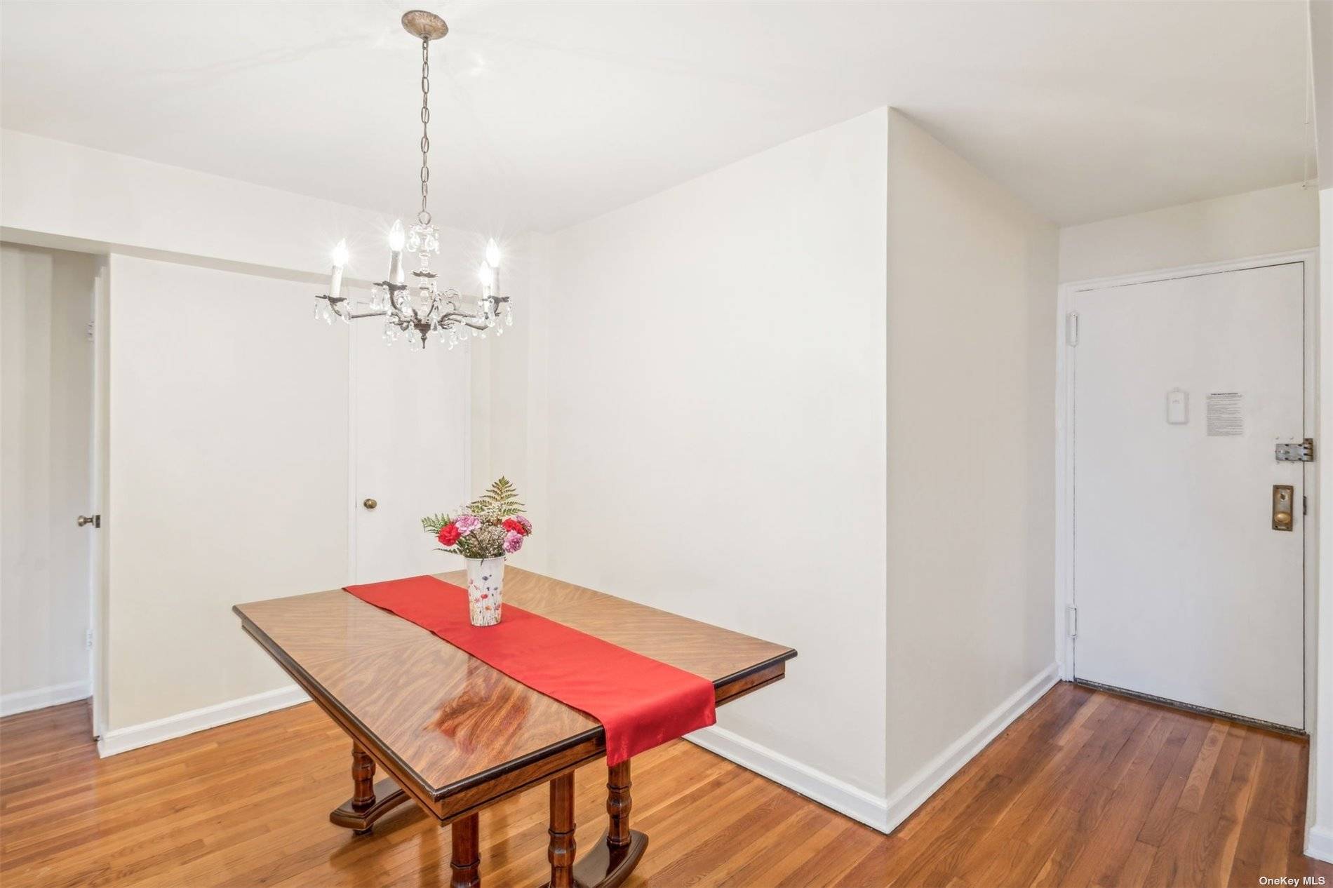 Bronx, NY 10460,1480 Thieriot #4A