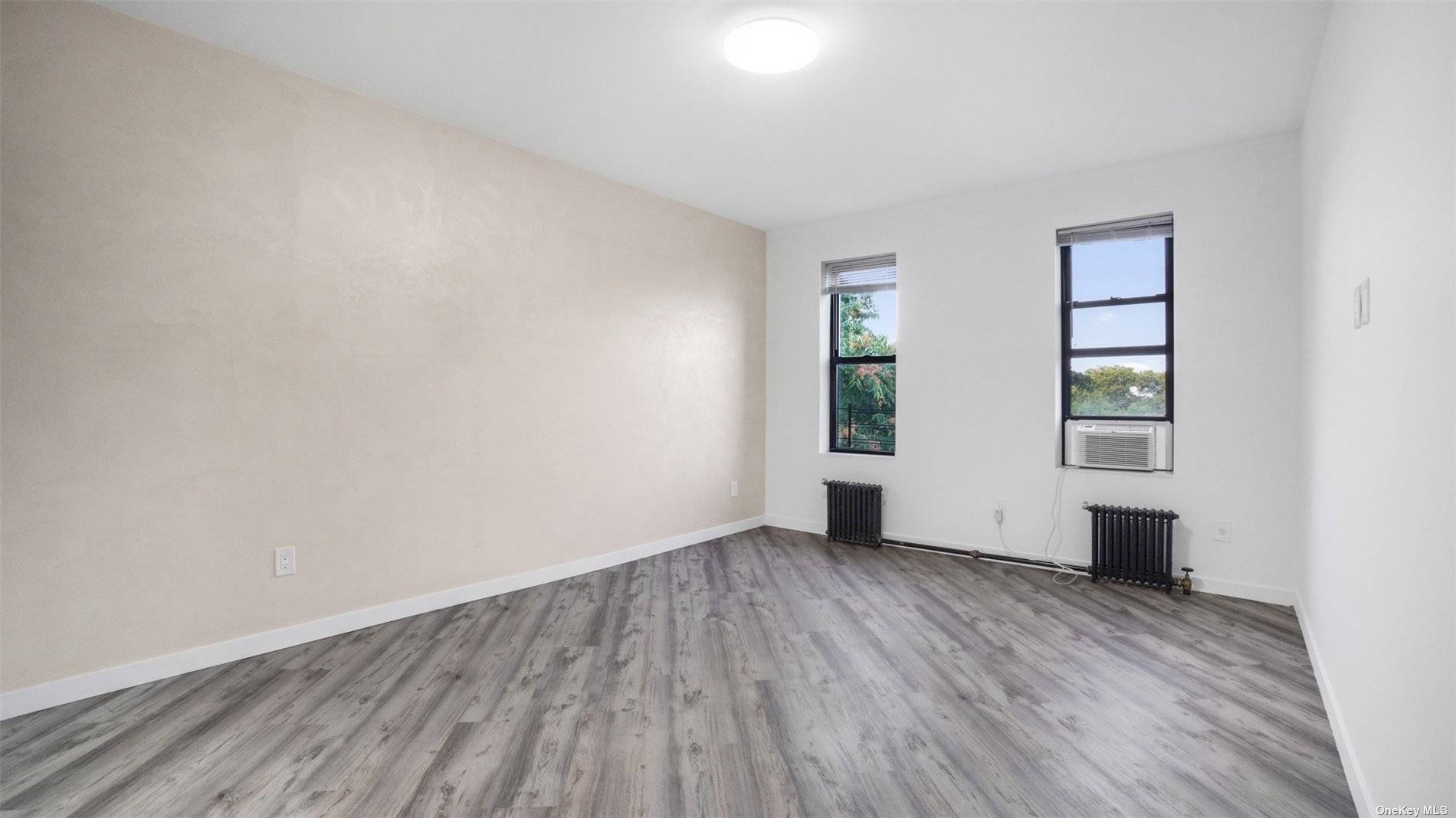 Midwood, NY 11230,1925 Ocean AVE #5A