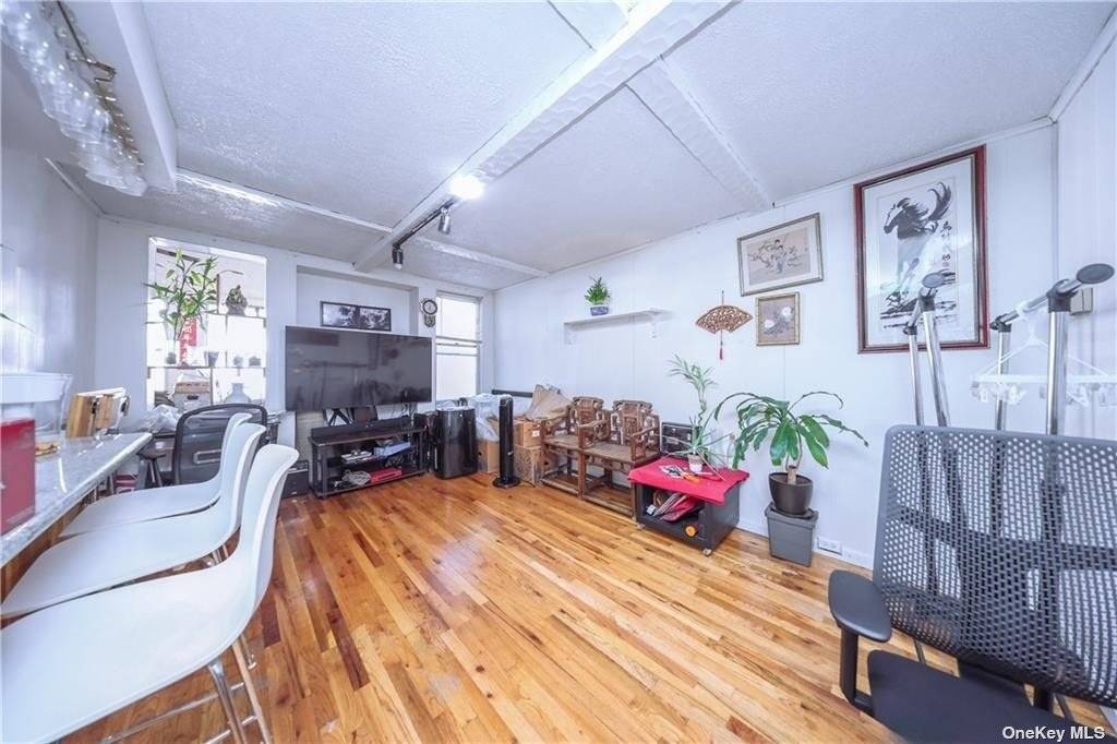 Sunset Park, NY 11232,753 43rd ST