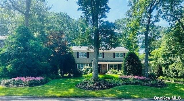 East Setauket, NY 11733,23 Penelope DR