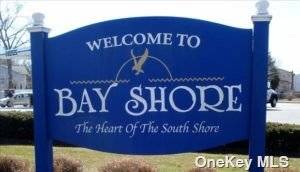 Bay Shore, NY 11706,1178 Udall RD