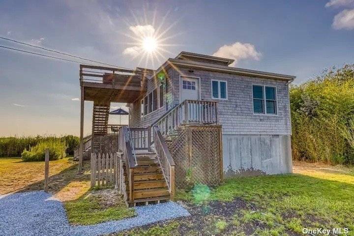 Mastic Beach, NY 11951,42 Cranberry DR