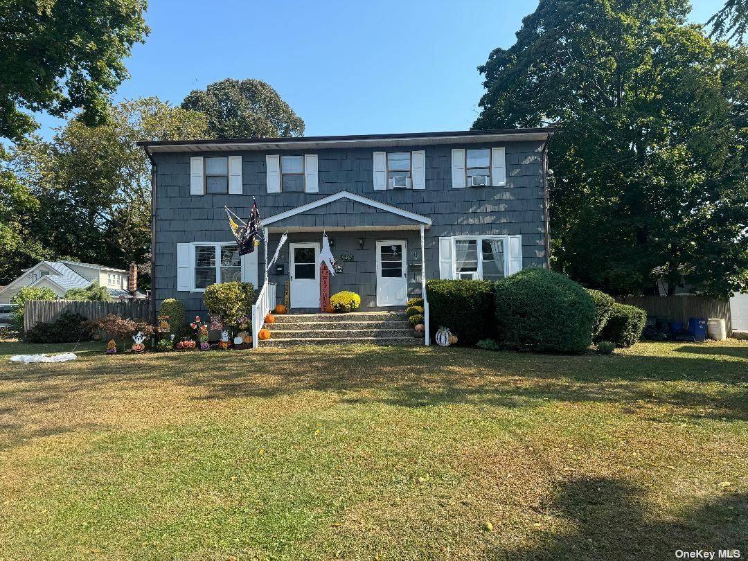 East Northport, NY 11731,540 3rd ST