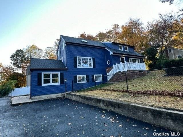 Kings Park, NY 11754,41 Juniper RD