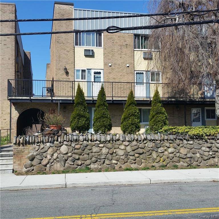 Yonkers, NY 10703,437 Palisade AVE #D2