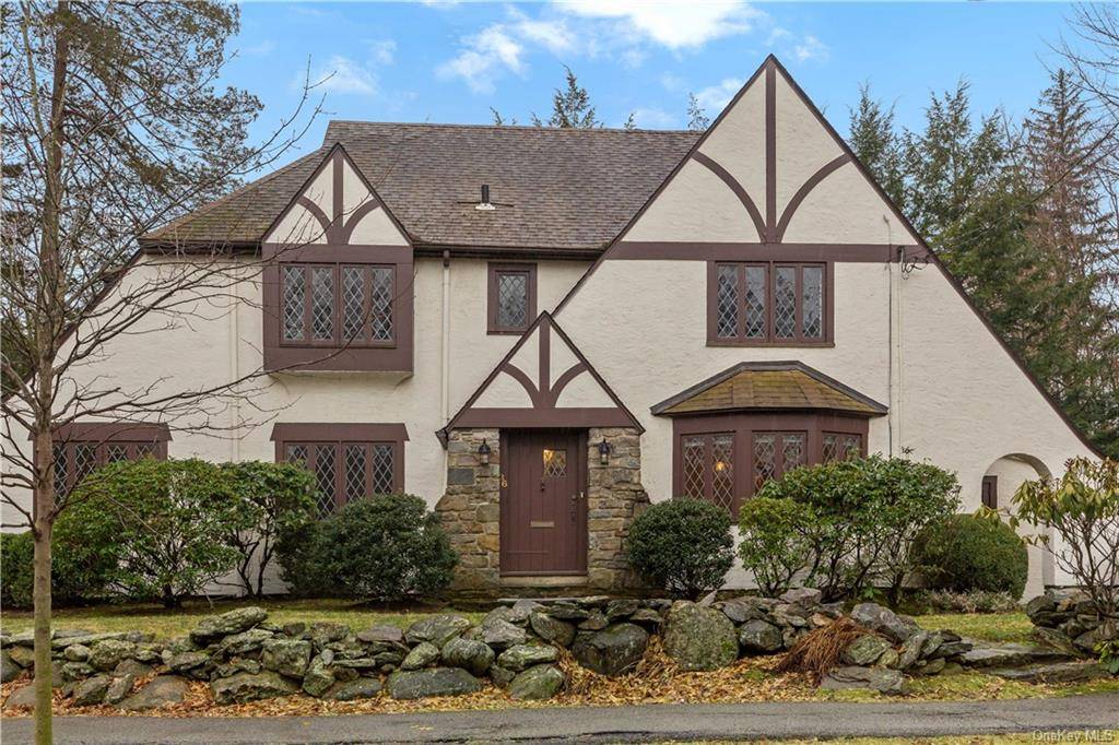 Scarsdale, NY 10583,36 Drake RD