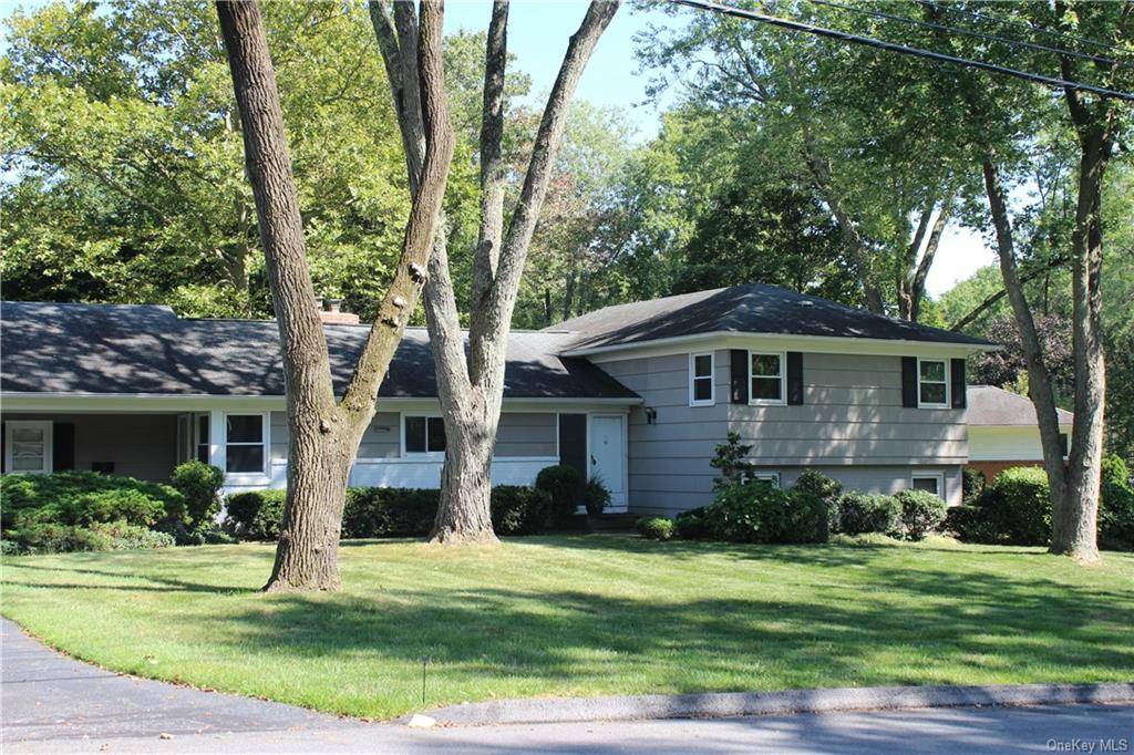 Rye Brook, NY 10573,6 Dorchester DR