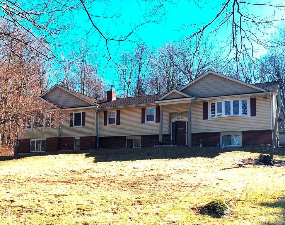 Brewster, NY 10509,41 Tulip RD