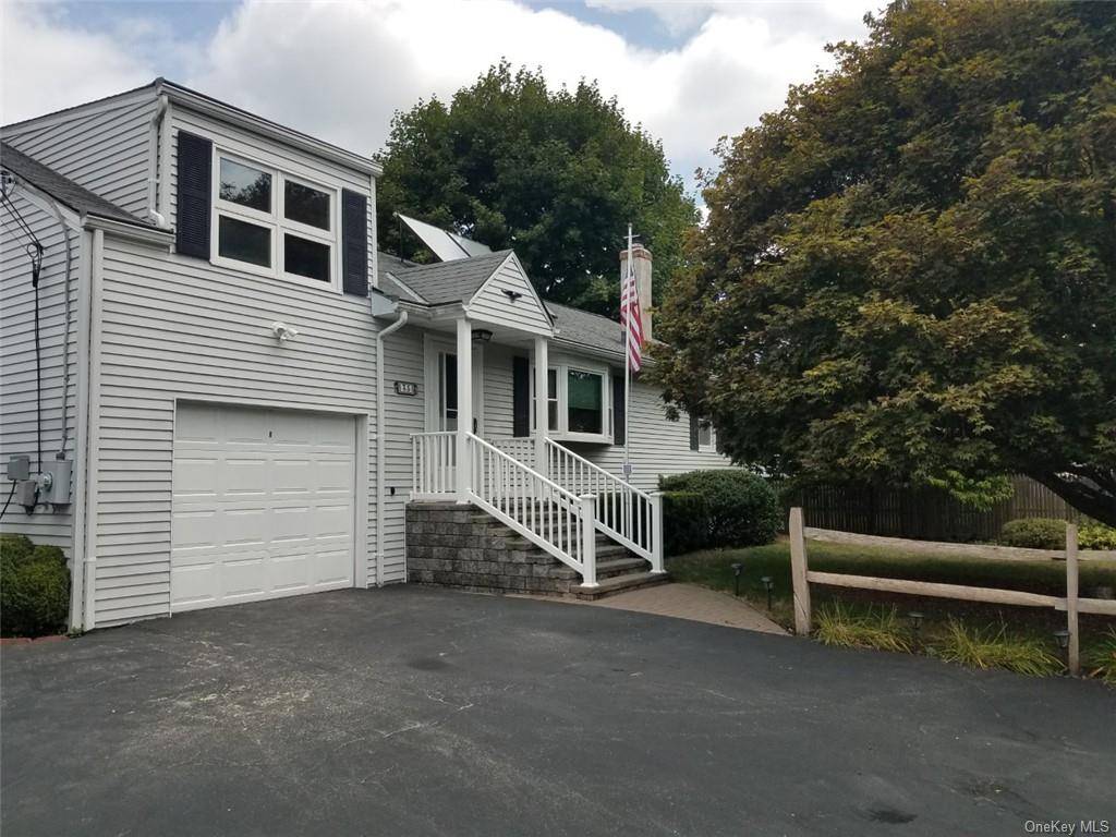 Poughkeepsie, NY 12603,33 Pleasant LN