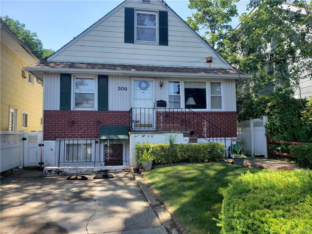 Call Listing Agent, NY 11003,300 Doherty AVE