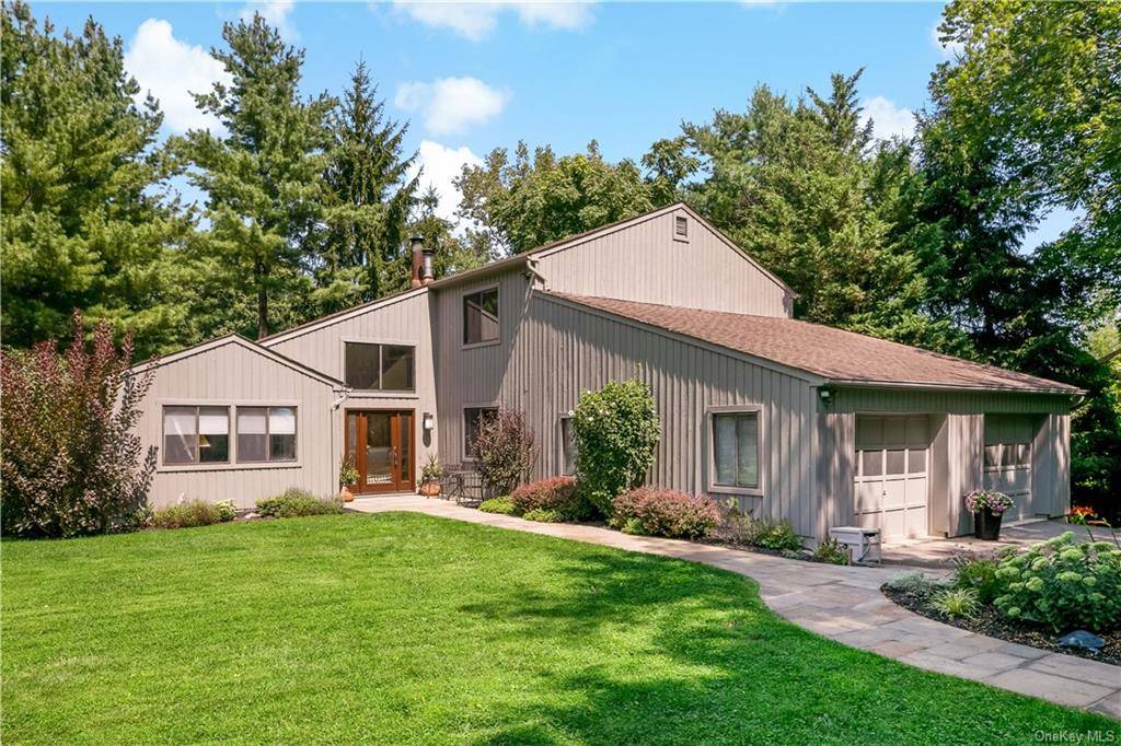 Briarcliff Manor, NY 10510,7 Pine Hill CT