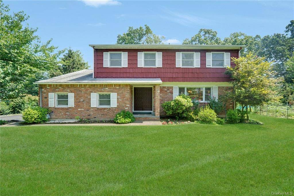 Bardonia, NY 10954,10 Catalpa CT