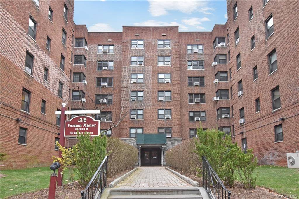 Mount Vernon, NY 10552,30 Ehrbar AVE #119