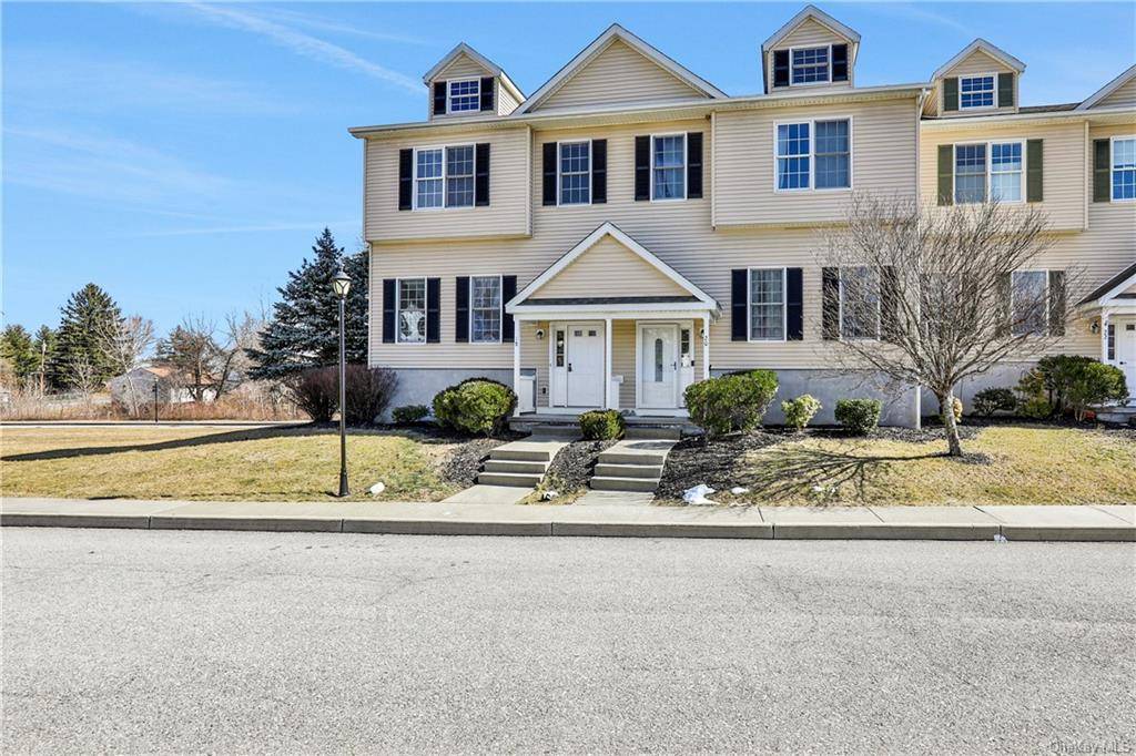 Marlboro, NY 12542,18 Hudson CIR