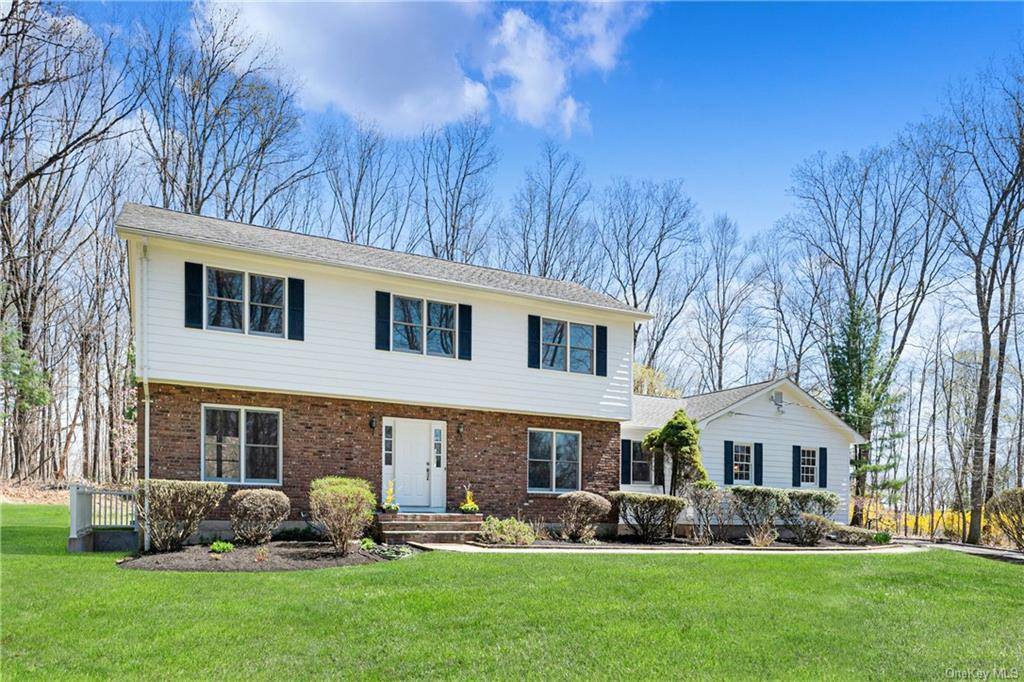 Katonah, NY 10536,28 Cortlandt Manor RD