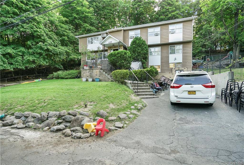 Monsey, NY 10952,11 Emes LN