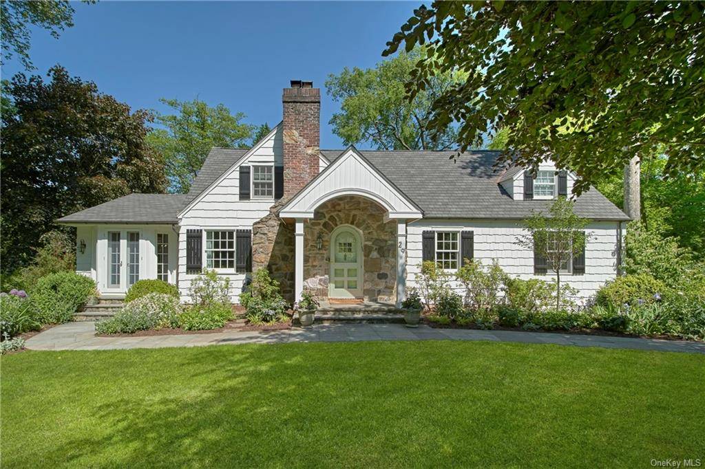 Chappaqua, NY 10514,29 Winthrop RD