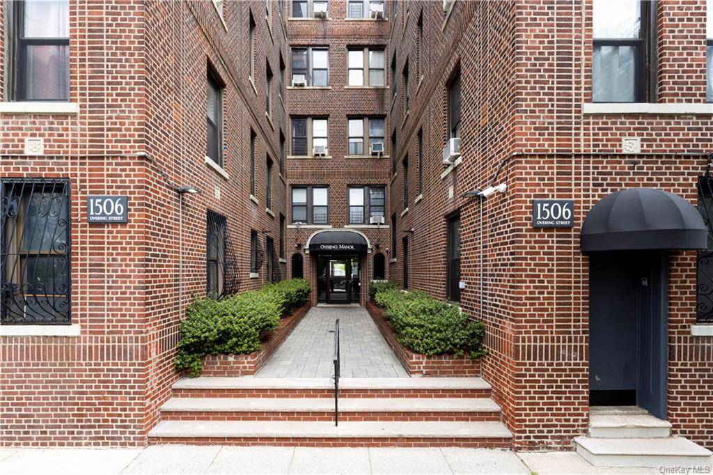 Bronx, NY 10461,1506 Overing ST #2D