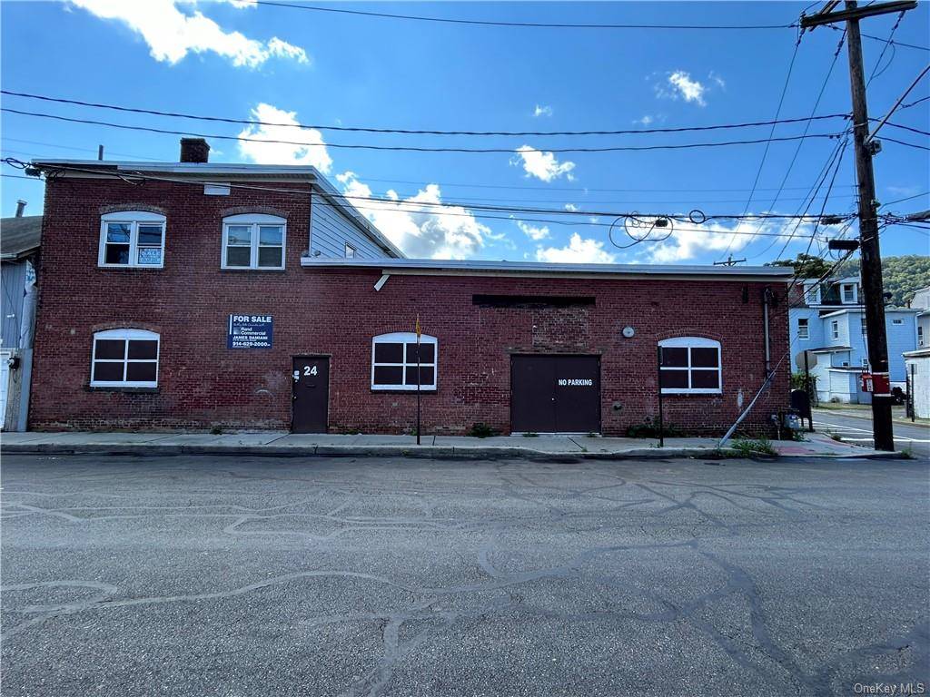 Haverstraw, NY 10927,24 Division ST