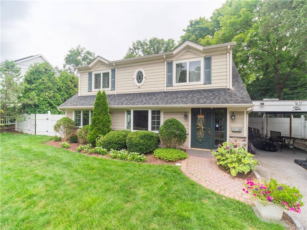 Rye Brook, NY 10573,10 Maple CT