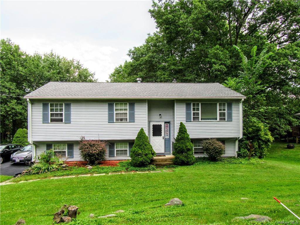 Salisbury Mills, NY 12577,4 Birchwood LN