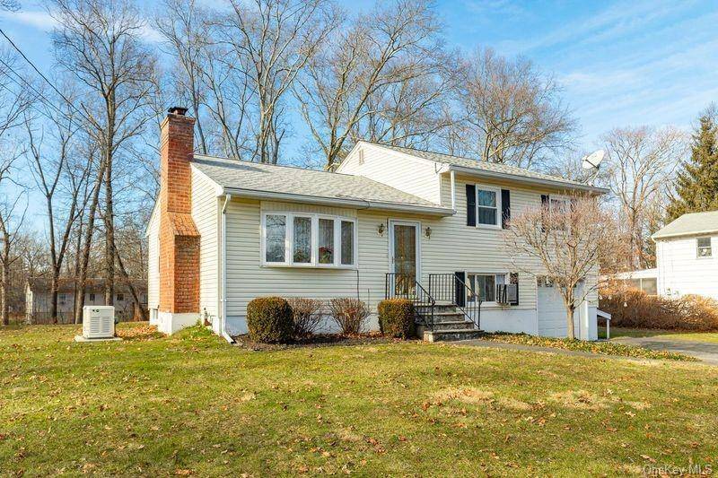 Rhinebeck, NY 12572,19 Birchwood DR