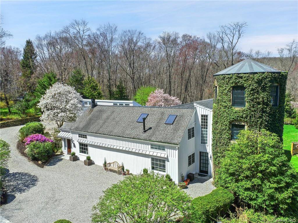 Pound Ridge, NY 10576,245 Upper Shad RD