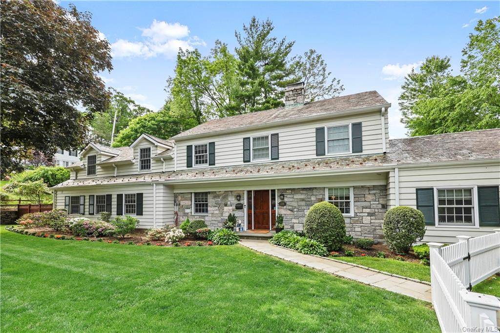 Bronxville, NY 10708,238 Pondfield RD