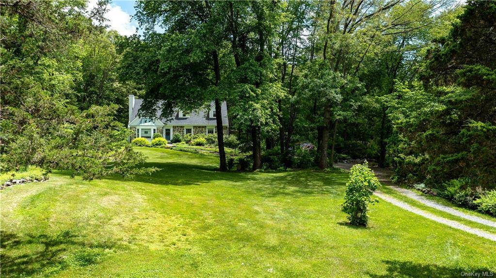 Hyde Park, NY 12538,64 Rogers RD