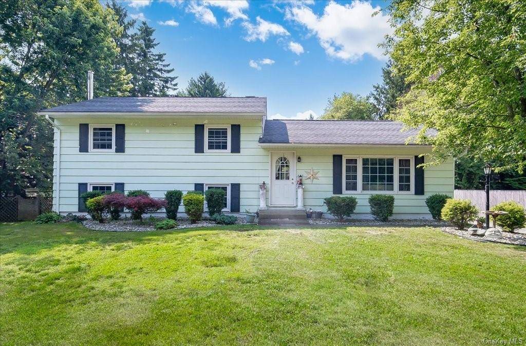 Wappingers Falls, NY 12590,121 Robinson LN