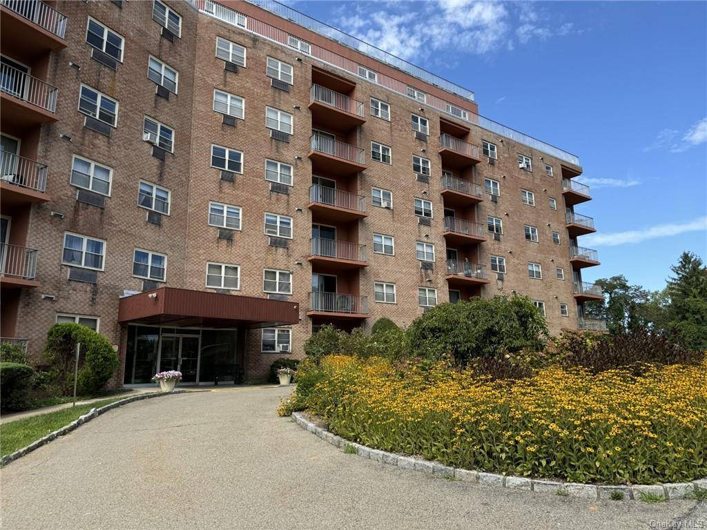 Peekskill, NY 10566,1 Lakeview DR #3 T