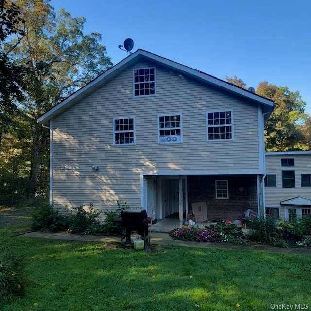 Rhinebeck, NY 12572,5938 Rt 9 #2