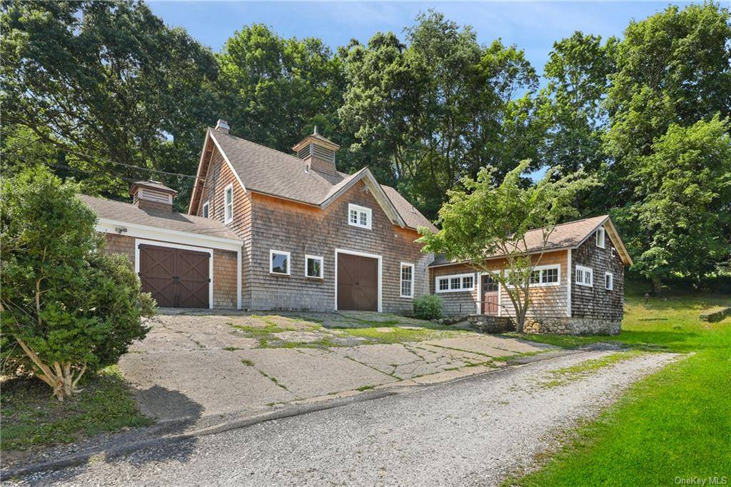 Bedford Hills, NY 10507,326 Bedford Center RD