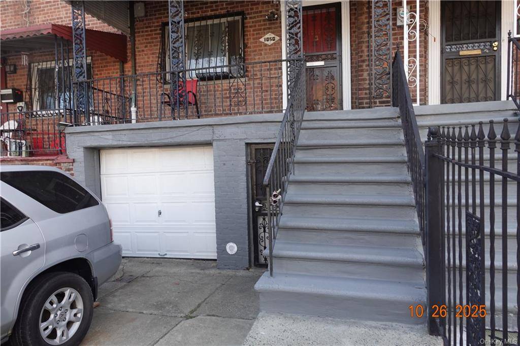 Call Listing Agent, NY 10469,1050 E 216th ST