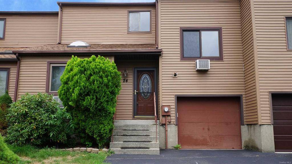 Fishkill, NY 12524,24 Tamarack CIR