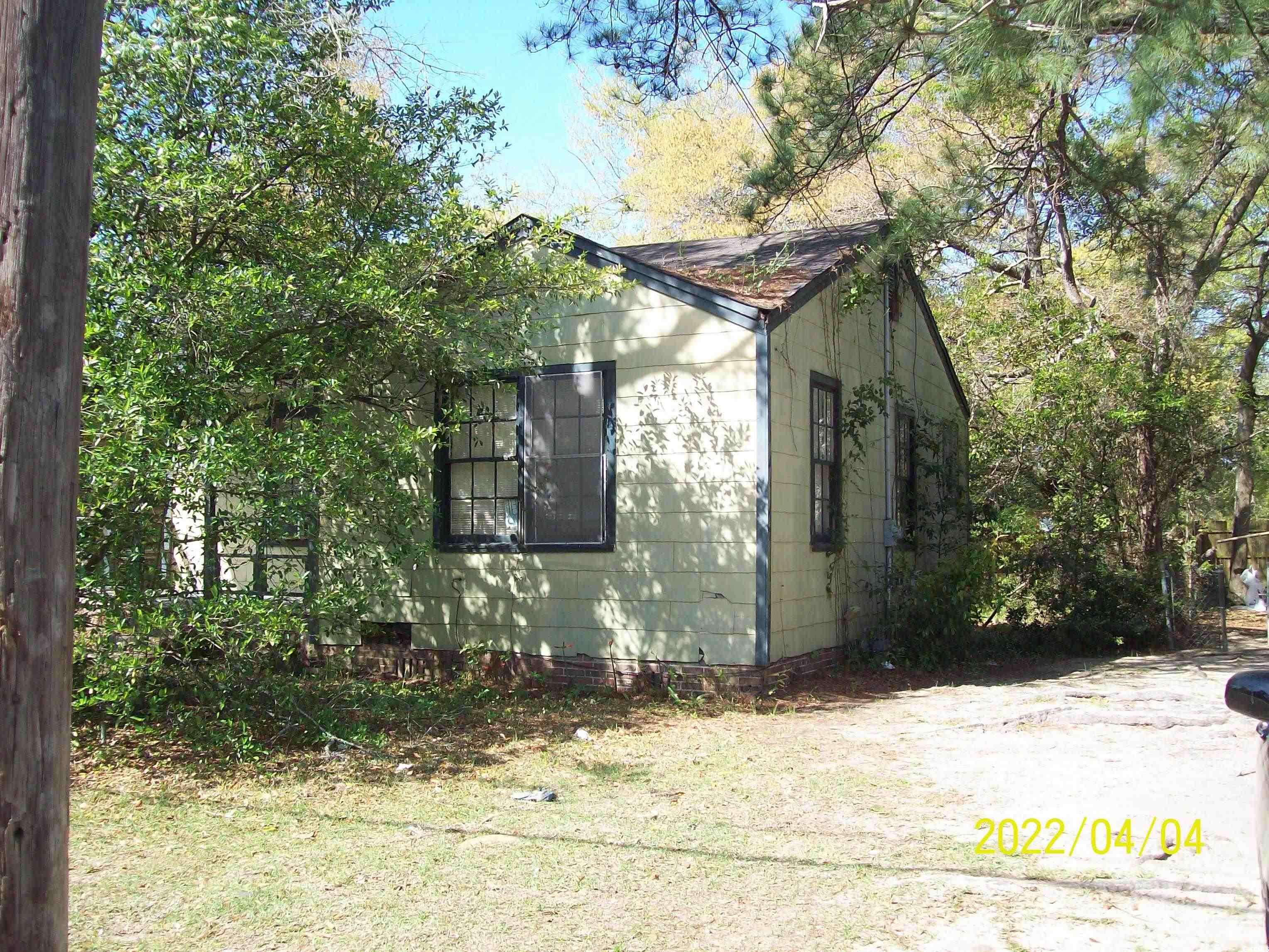 North Charleston, SC 29405,2738 W Surrey Ln.